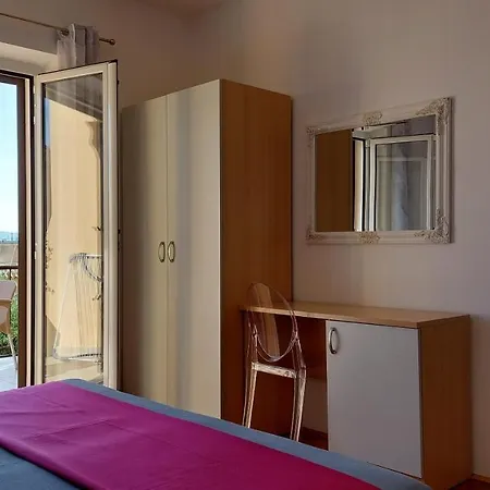 Apartments Denise Podgora Exterior foto